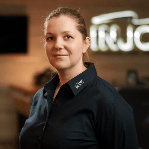 Anna Karczewska, Fitnessstudio INJOY Lohne