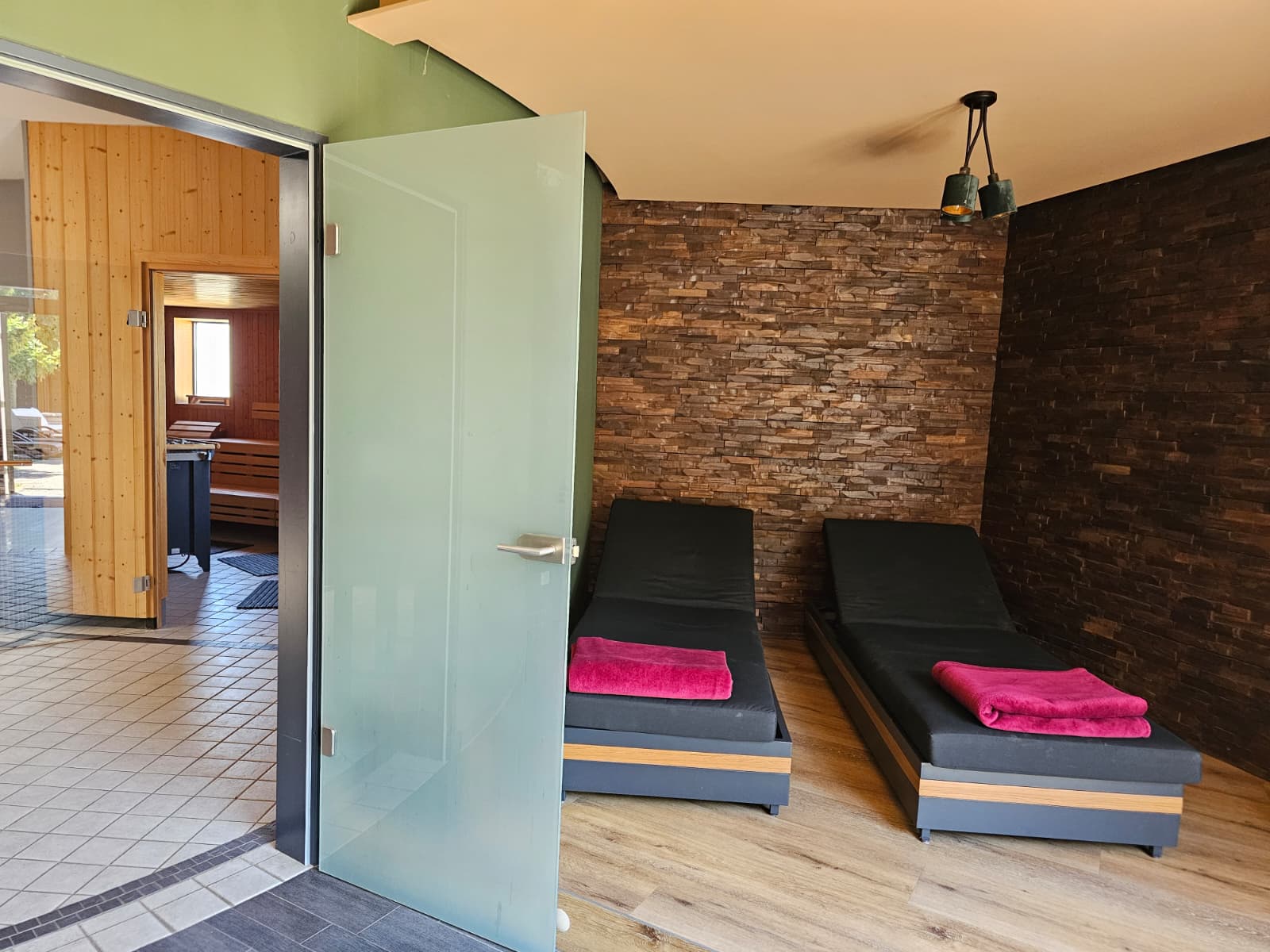 Sauna & Wellness im INJOY Fitnessstudio Kirchheimbolanden