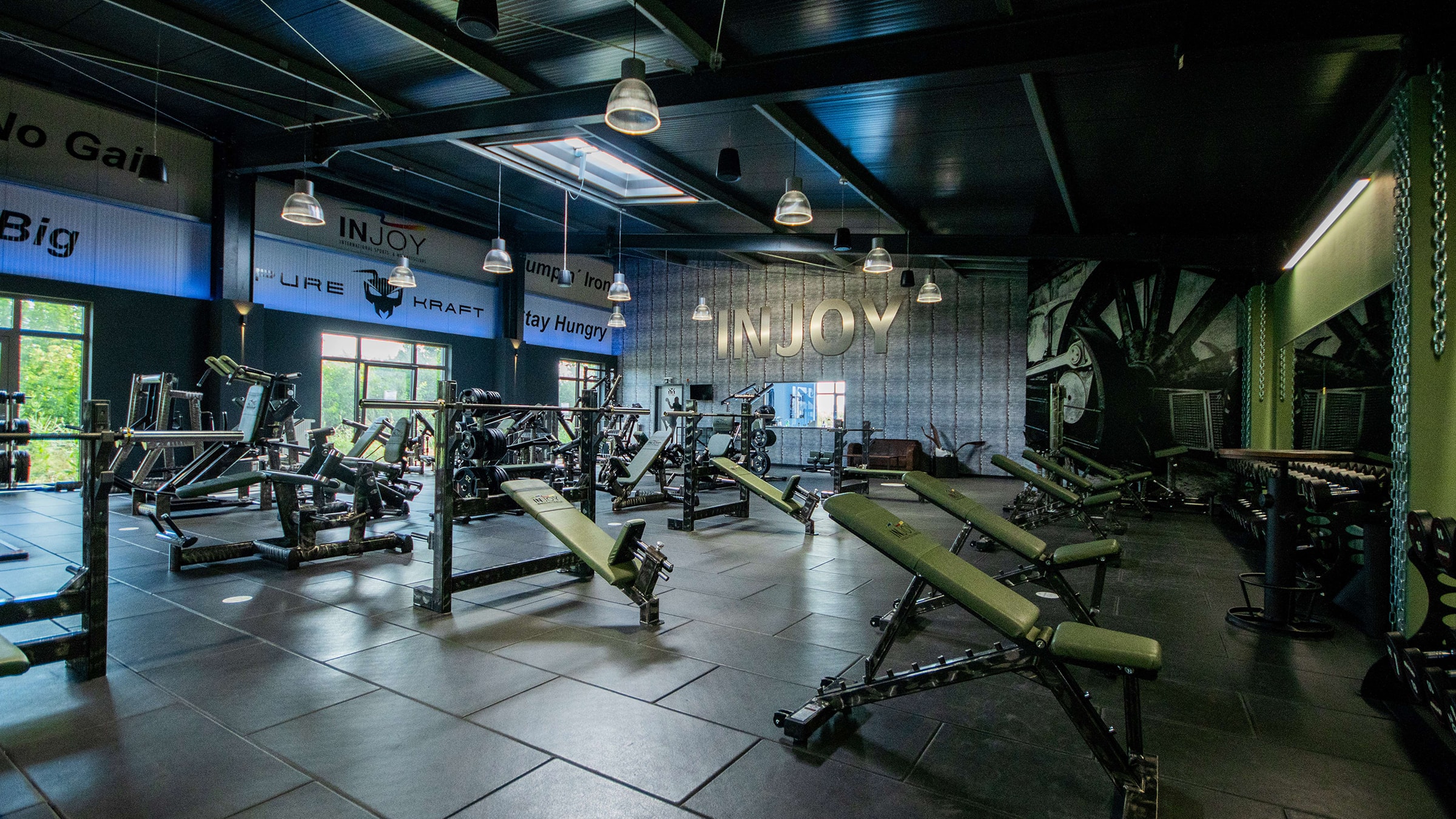 Krafttraining im INJOY Fitnessstudio Kirchheimbolanden
