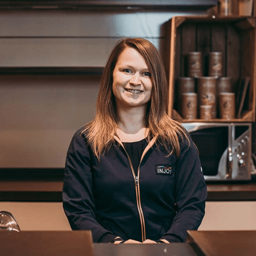 Bild des Ansprechpartners NICOLE MULZER