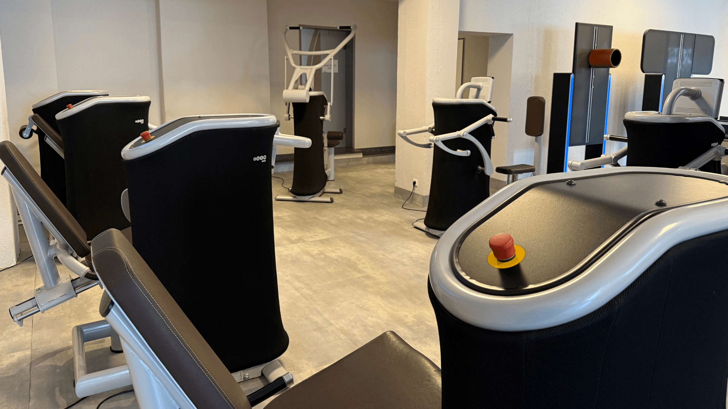 Im INJOY Fitnessstudio Reichenbach gibt es auch einen EGYM Zirkel. Dieser ist hier zu sehen.