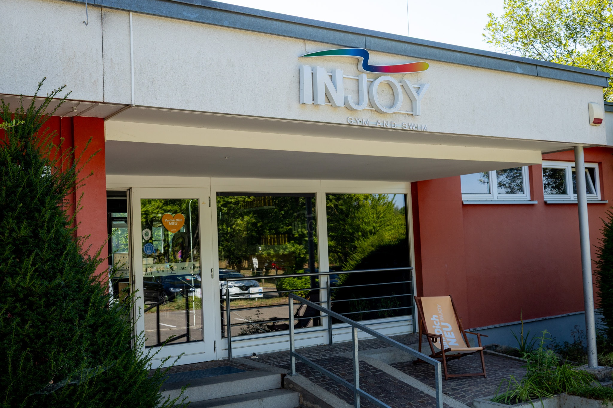 Trainingsfläche im INJOY Gym and Swim Fitnessstudio in Sindelfingen.