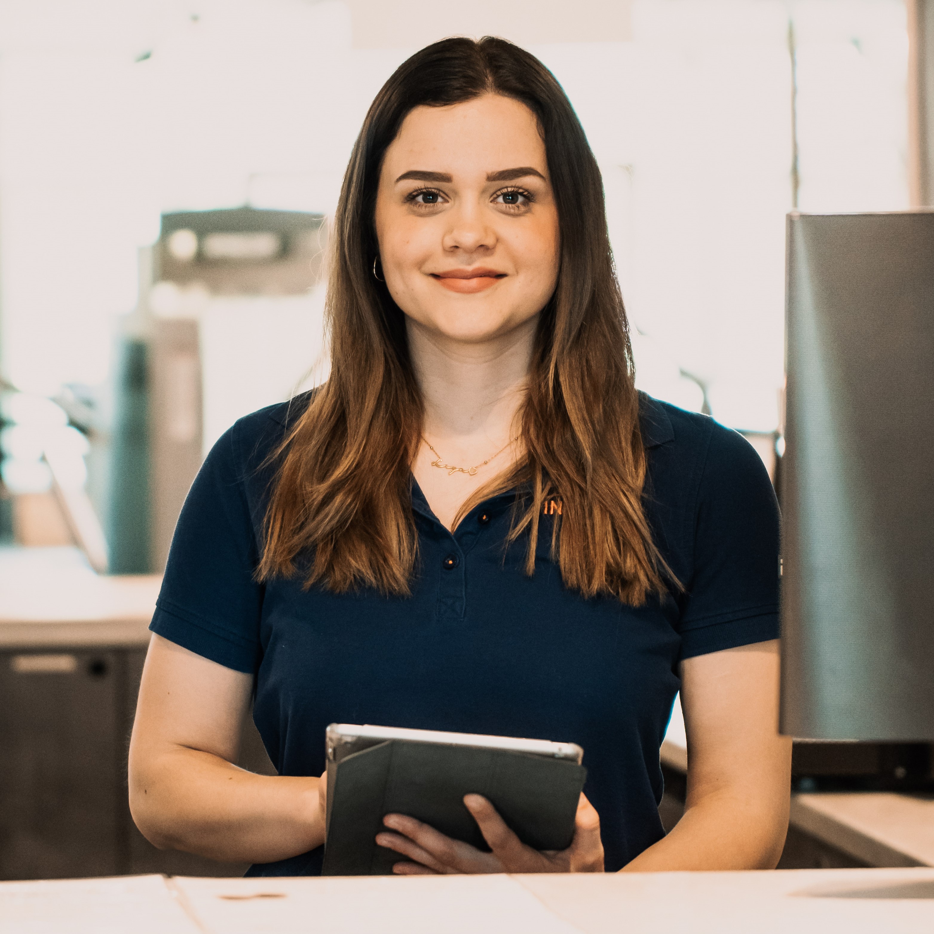 Bild des Ansprechpartners JOHANNA JASAREVIC