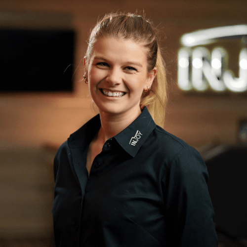 Julia Stuntebeck, Fitnessstudio INJOY Lohne